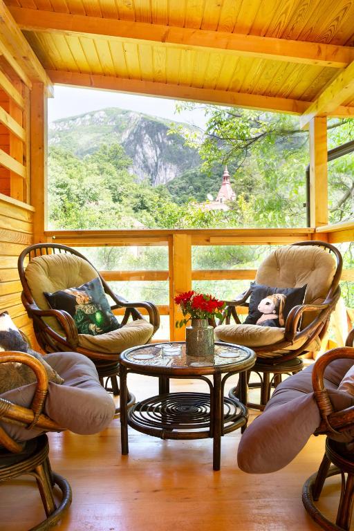 Casa Decebal, Băile Herculane