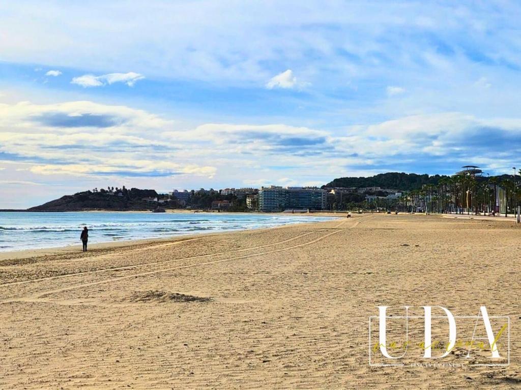 UDA Vacacional-Relax & beach en La Pineda - 5