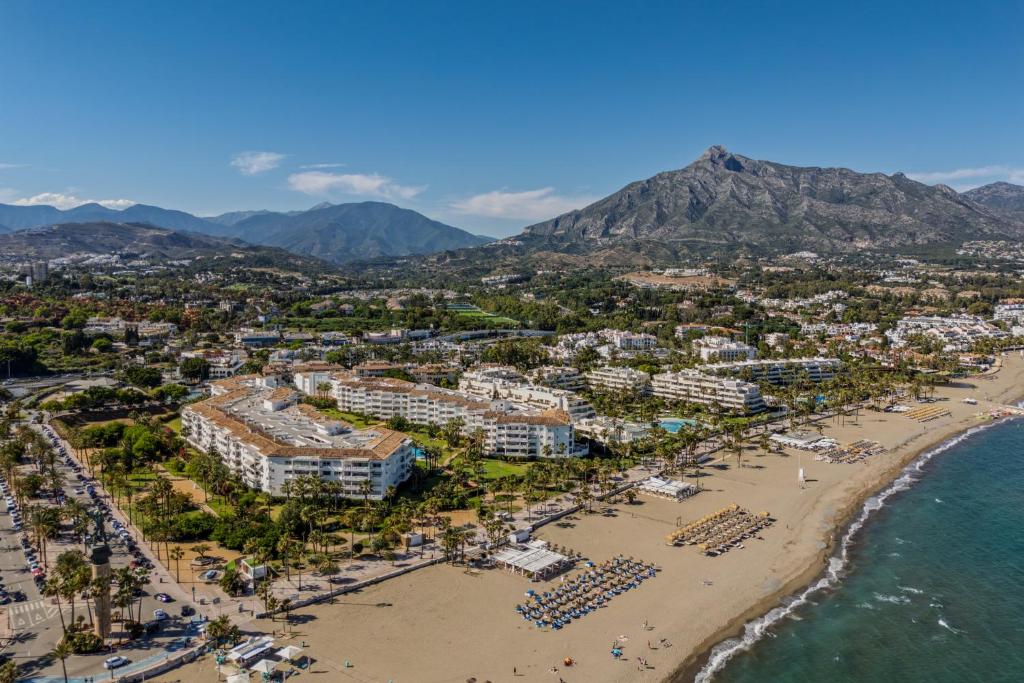 New Renovated Front Line Beach Playa Rocio Puerto Banus - 2
