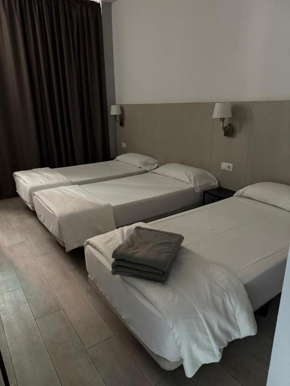 Hotel Bed and Breakfast Benidorm - 2