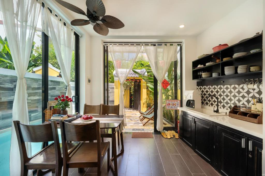 Rosie Villa Hoi An