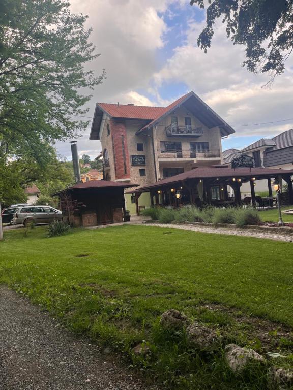 Guest House Vila Pobeda - 3