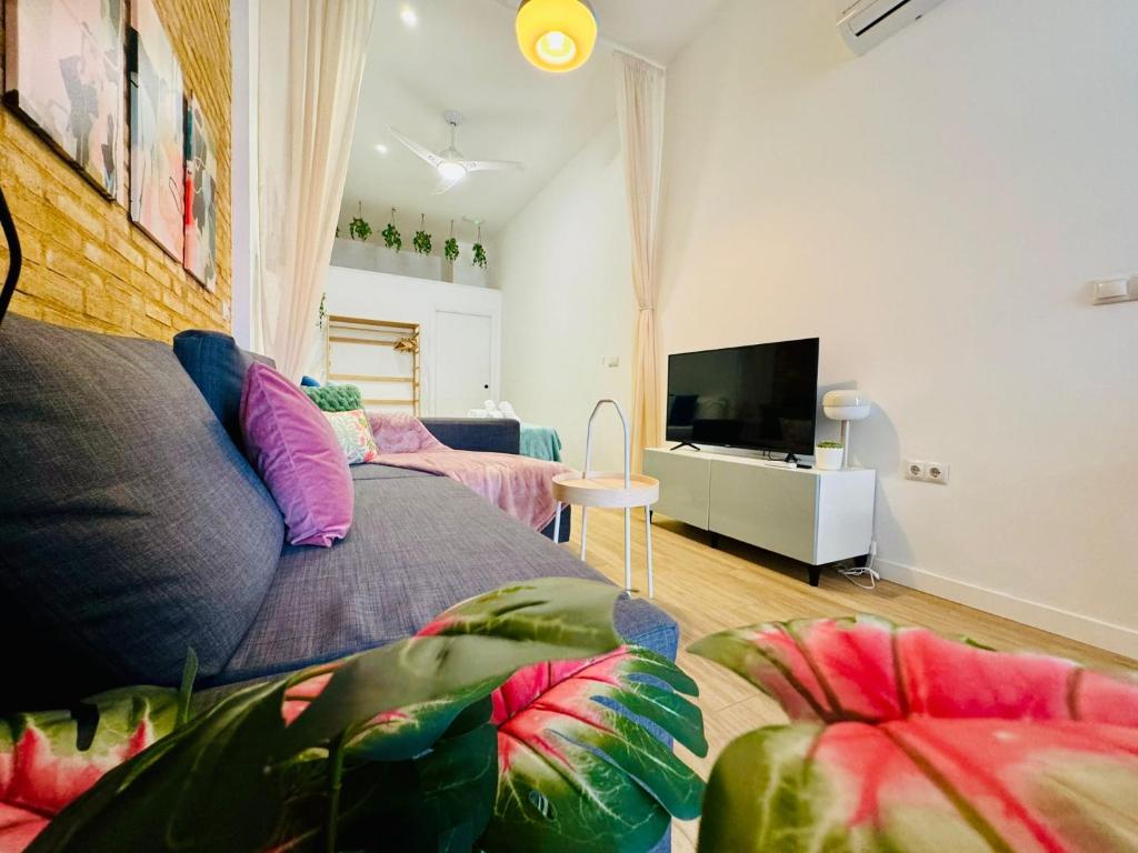 Relaxing BeachSide Cabanyal Loft - 4