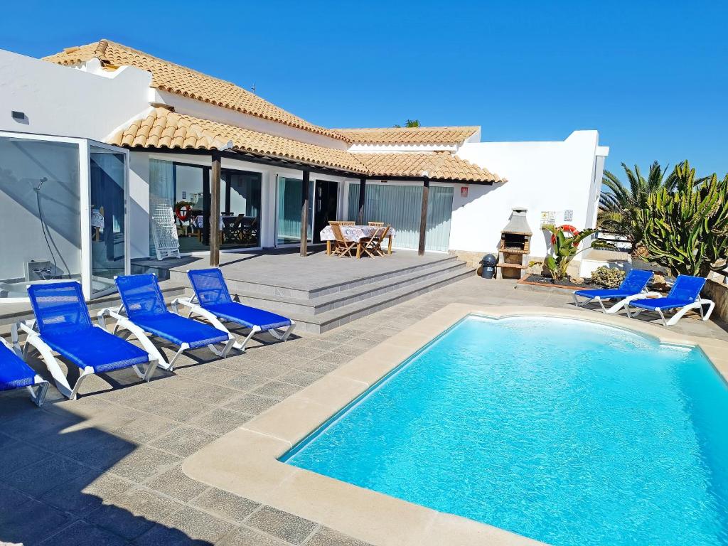 VILLA LOBOS with private pool and BBQ, Caleta de Fuste