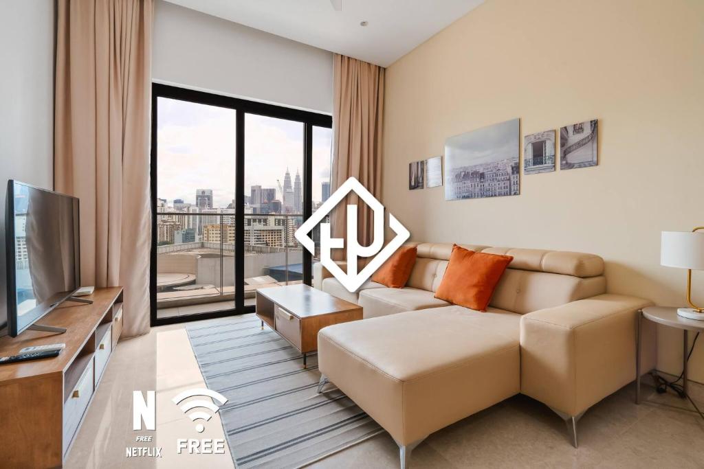 Stylish 1+1BR Suite @ Bukit Bintang, Куала-Лумпур