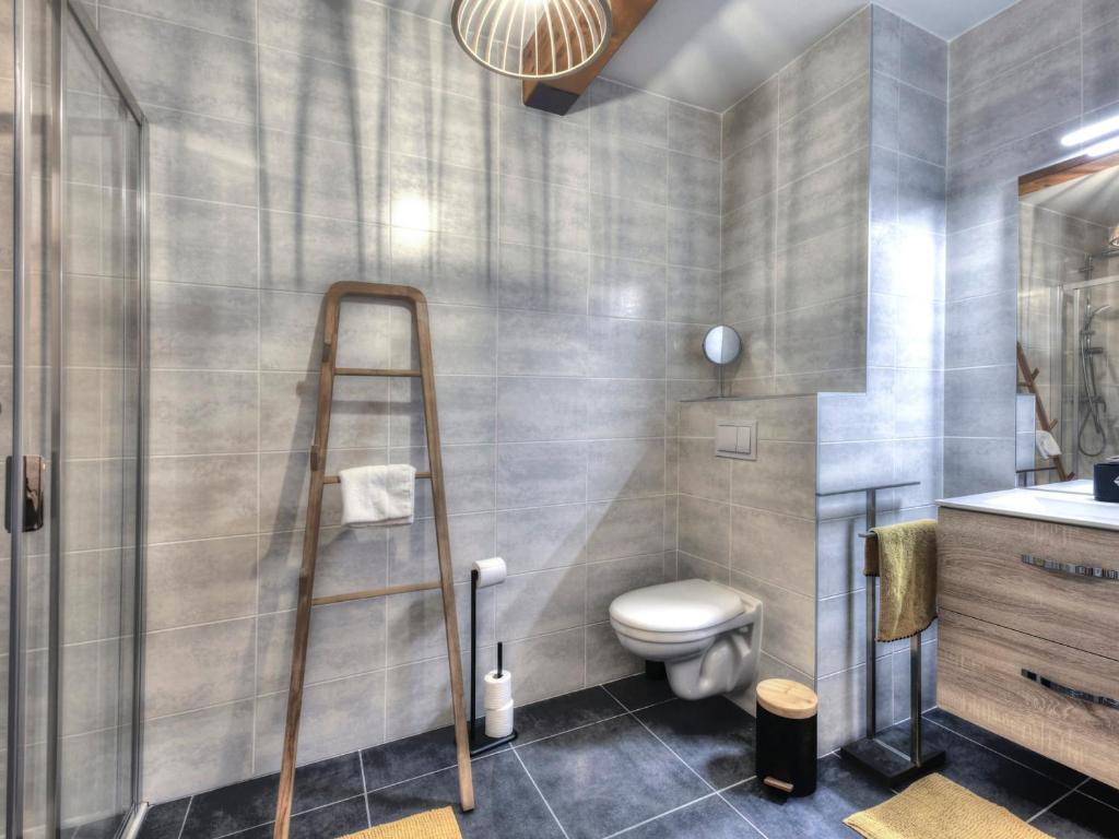 Appartement cosy avec cheminée et parking, proche centre - FR-1-663-38 - 4