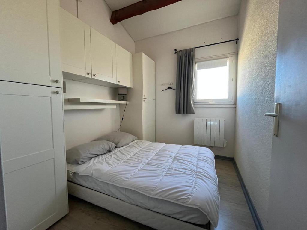Sète: 2 pièces mezzanine à 300m de la plage avec parking sécurisé - FR-1-338-621 - 5