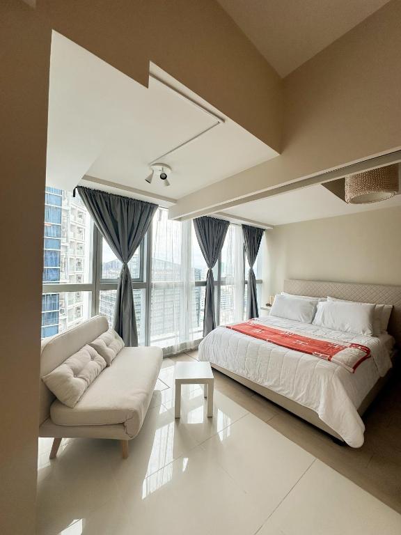 Uptown District Stay, Manila