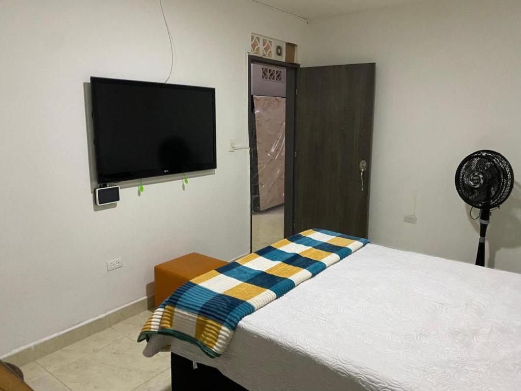 Casa hotel laureles - 1