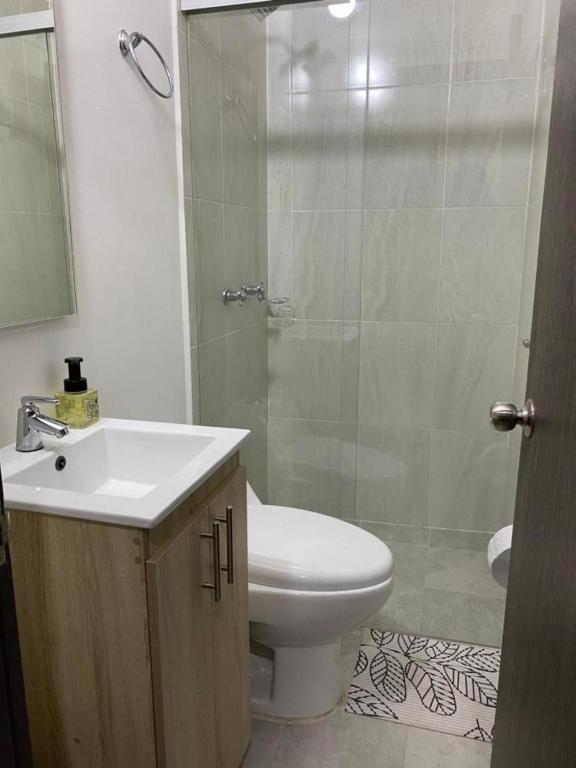 Casa hotel laureles - 2