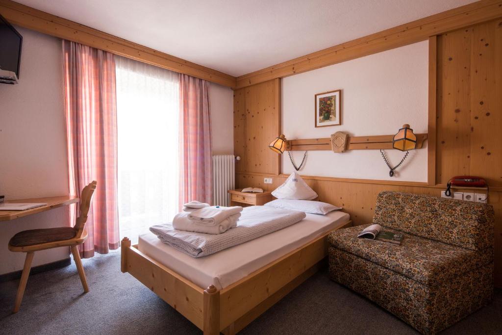 Hotel Rezia photo