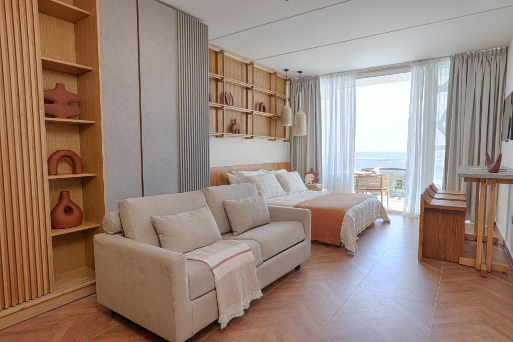 WhiteLace Resort, Byblos