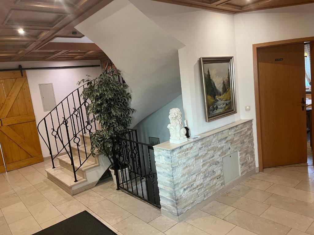 Hacker-Alm, Otterfing