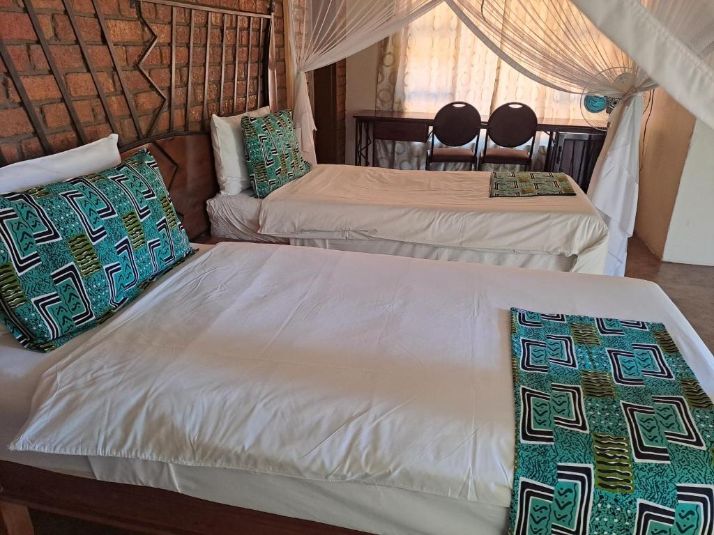 Двухместный номер с 1 кроватью или 2 отдельными кроватями и собственной ванной комнатой