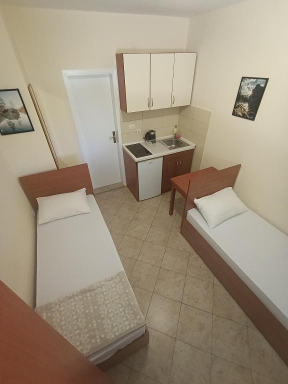 Guest house Rade Z - 4