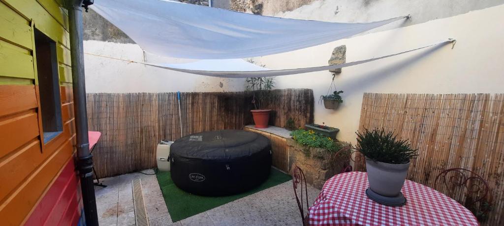 "One Hundred"-Clim-Patio-Spa-Parking-BBQ-Lit électrique - 4