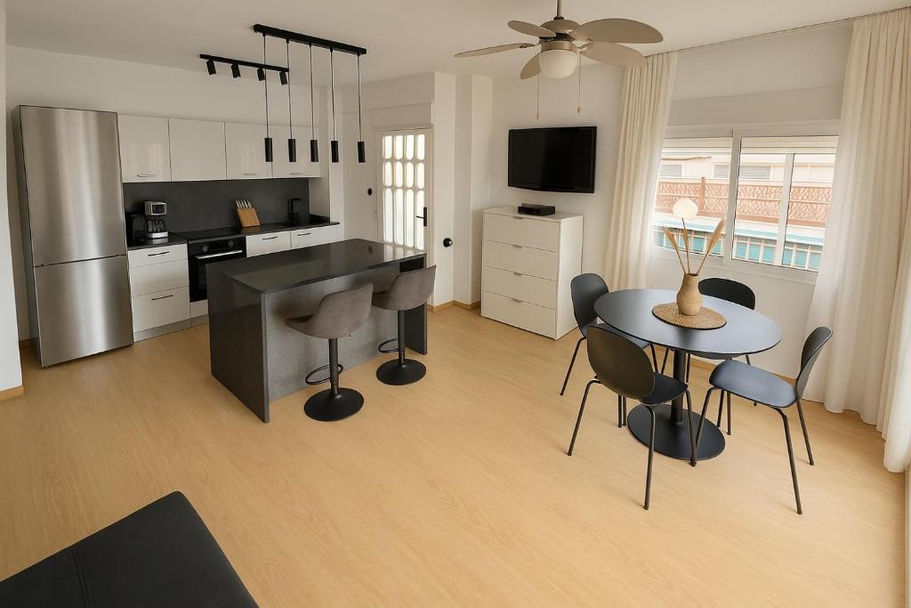 Dolores SEAVIEW Home - 200 m from beach - 2