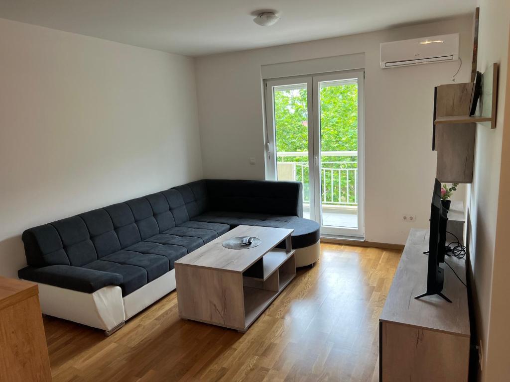 Apartment Ljalja 2 - 4