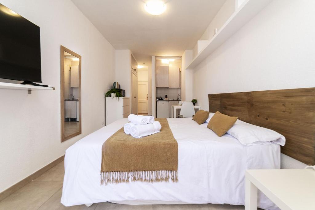 Classy XIII - Ferga Suites - 4