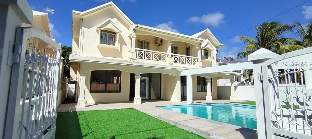 Coastal Nest Villa I, Mont Choisy