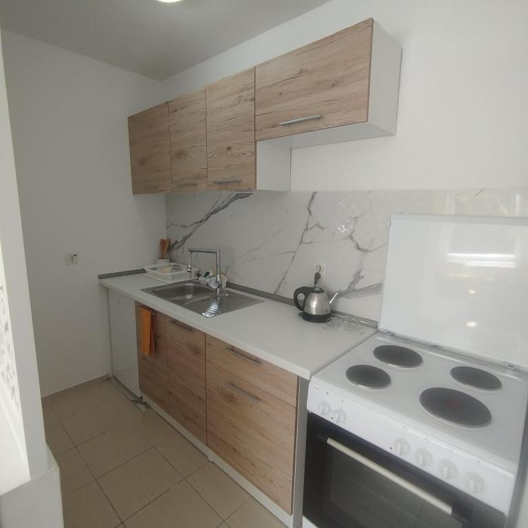 Scandi studio apartment Sarajevo - 5