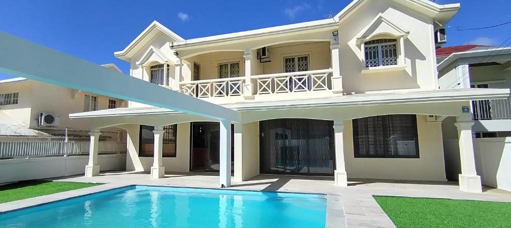 Coastal Nest Villa II, Mont Choisy