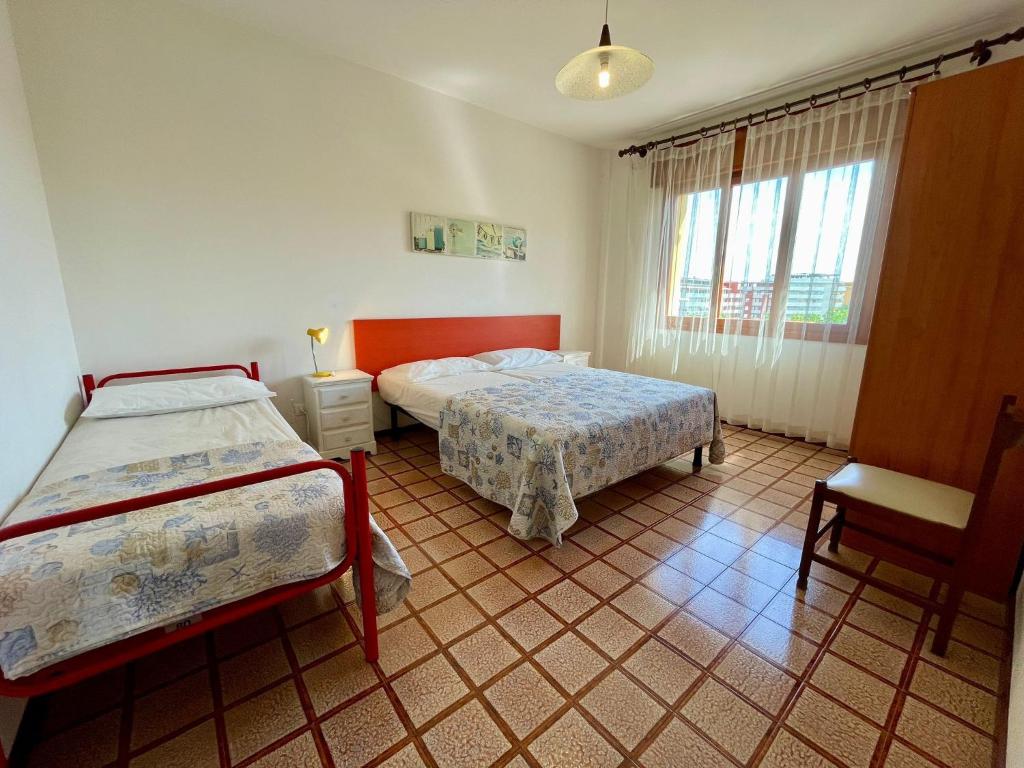 Spacious apartment near the beach - 5