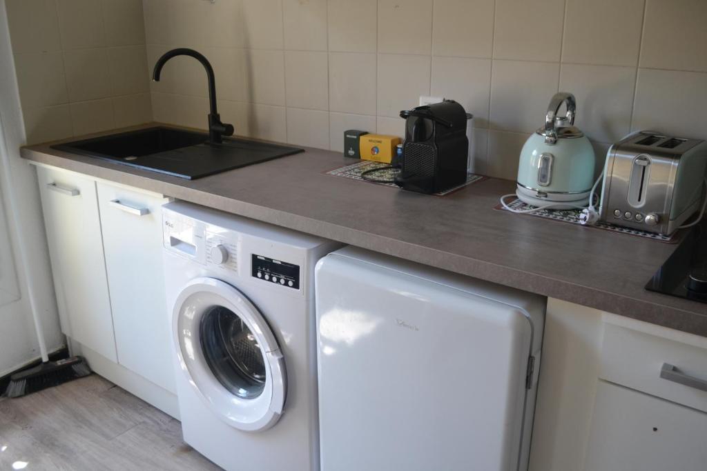 Appartement Proche Quai Rouget - 4