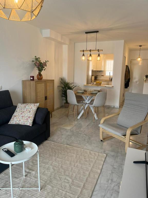 Apartamento con piscina y vistas - Cómpeta - 5