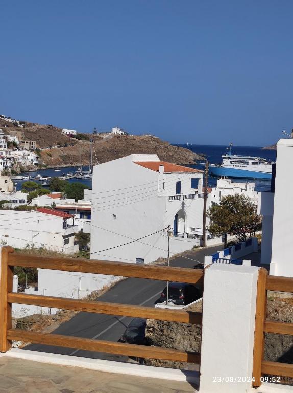 The View House 3, Kythnos