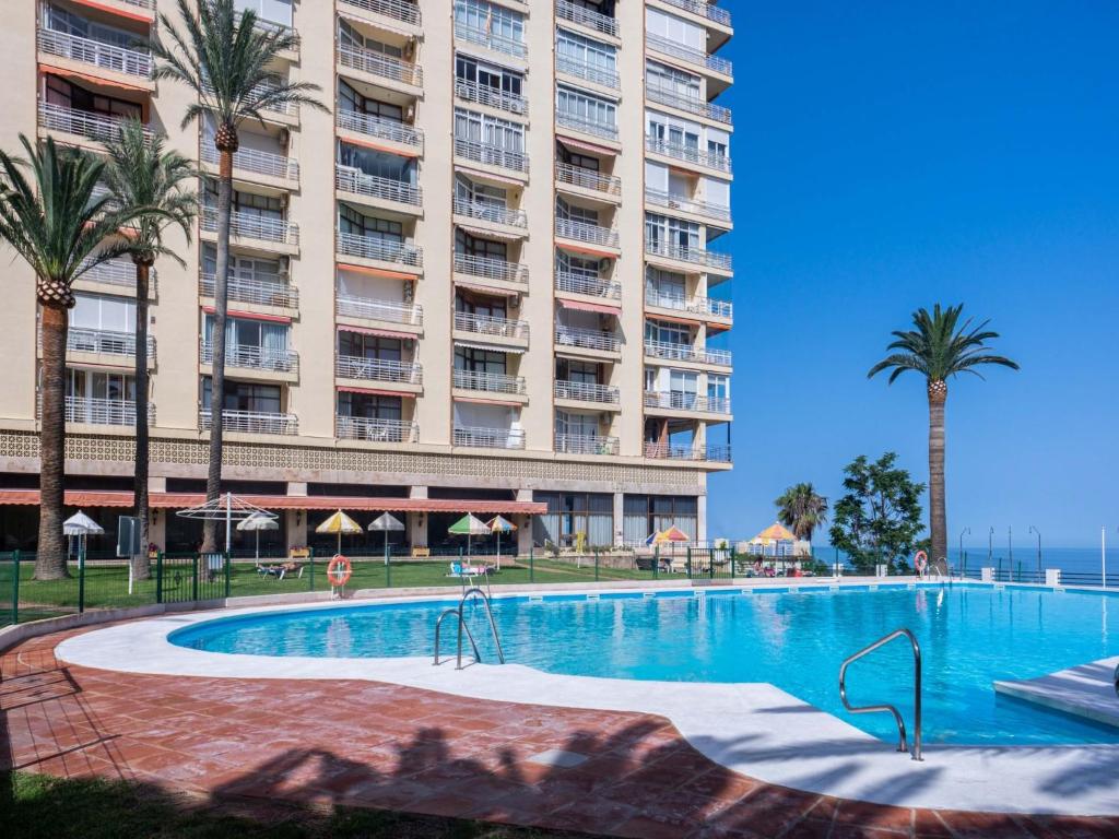 Apartment in Torremolinos with Beach Lift, Torremolinos