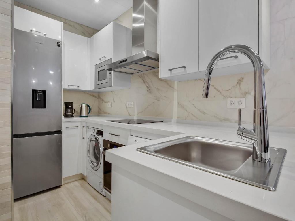 Apartment in La Carihuela near the Beach - 3
