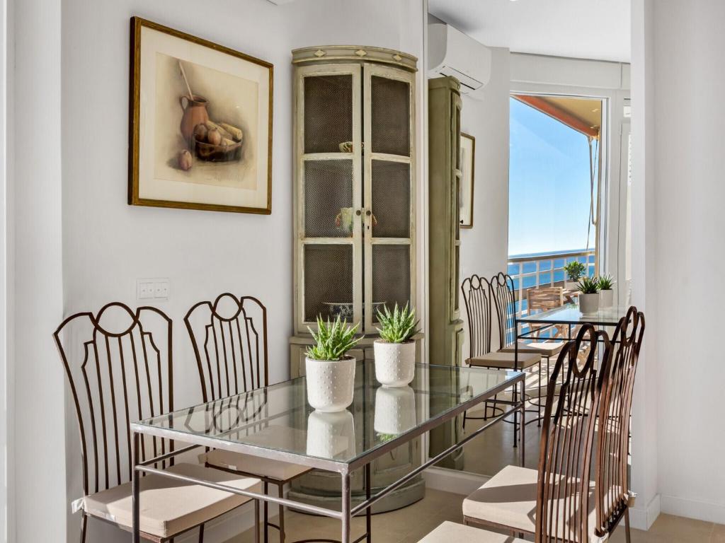 Apartment in Torremolinos by Bajondillo Beach - 2