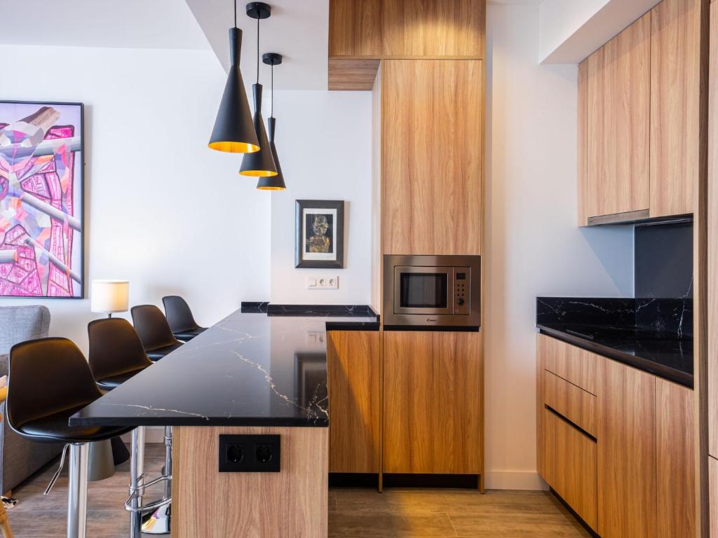 Apartment in Torremolinos by Bajondillo Beach - 2