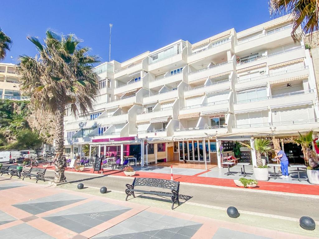 Studio in Torremolinos by Playa El Bajondillo - 1
