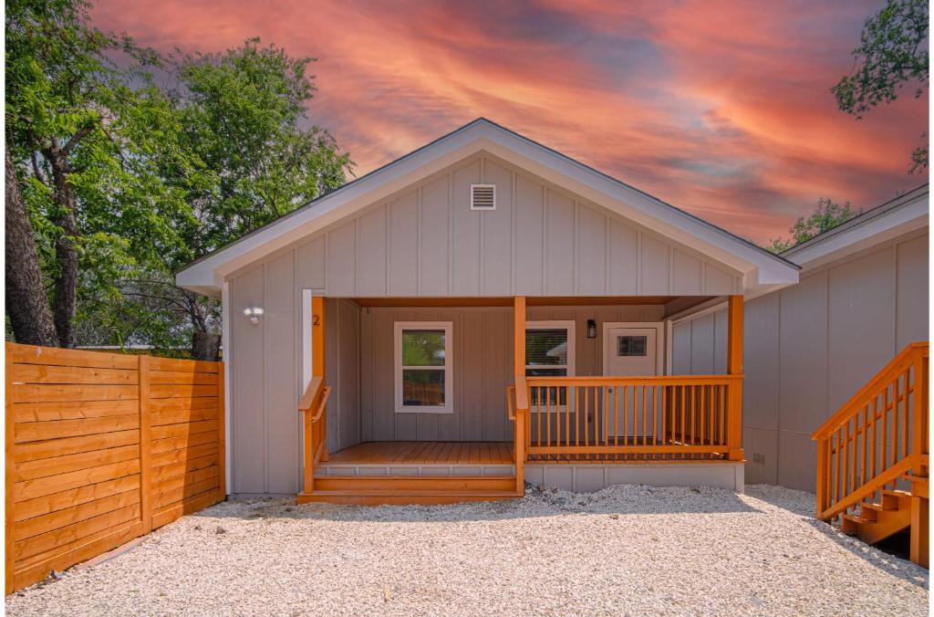 Your Amazing 3BR2BA Downtown Delight, San Antonio