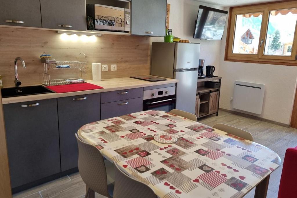 Estatico 1 - T2 duplex apartment sleeps 4 - 4