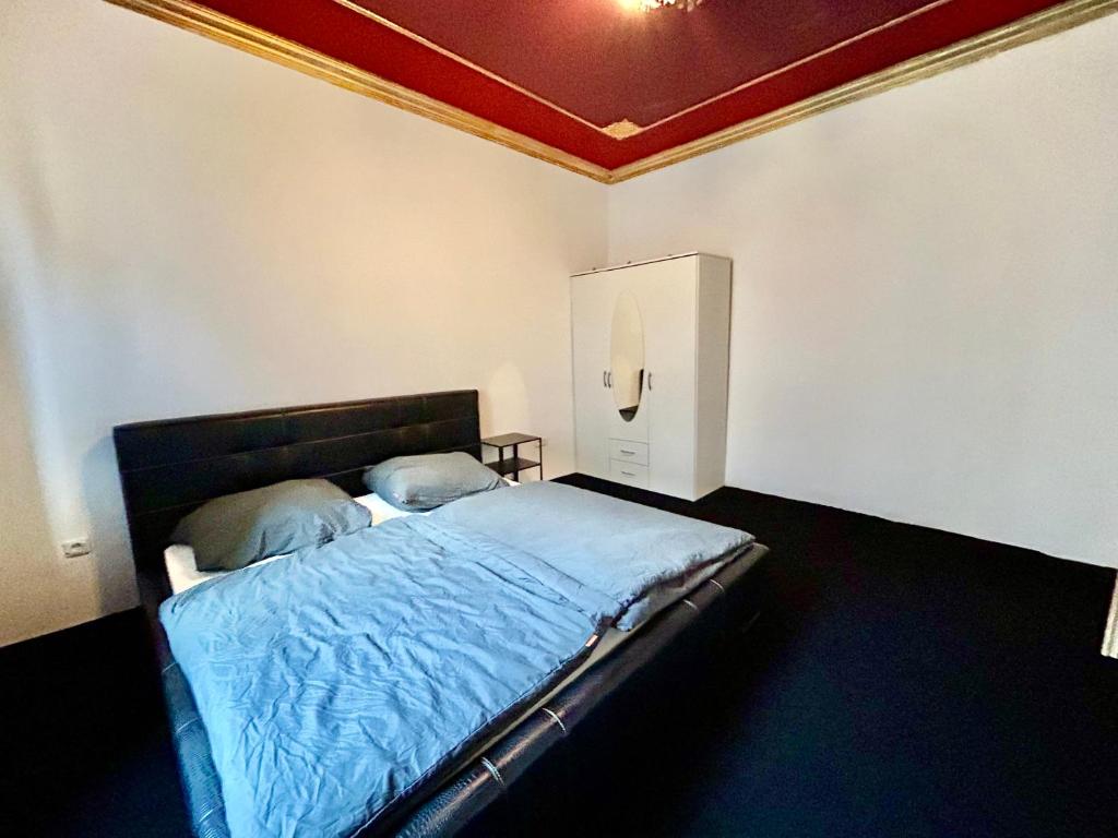 HONOR - Urban Peace Linz, Linec