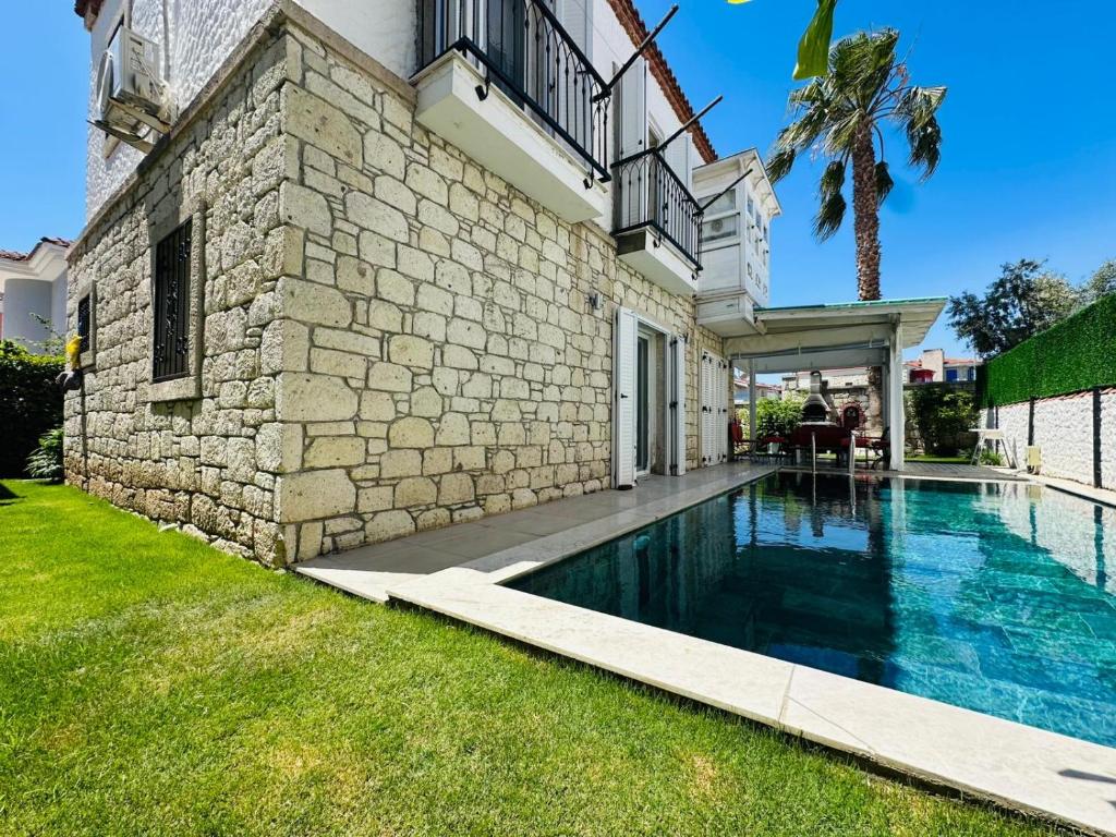 Evalacati - Villa Palma-Tamamen Müstakil Villa, Çeşme