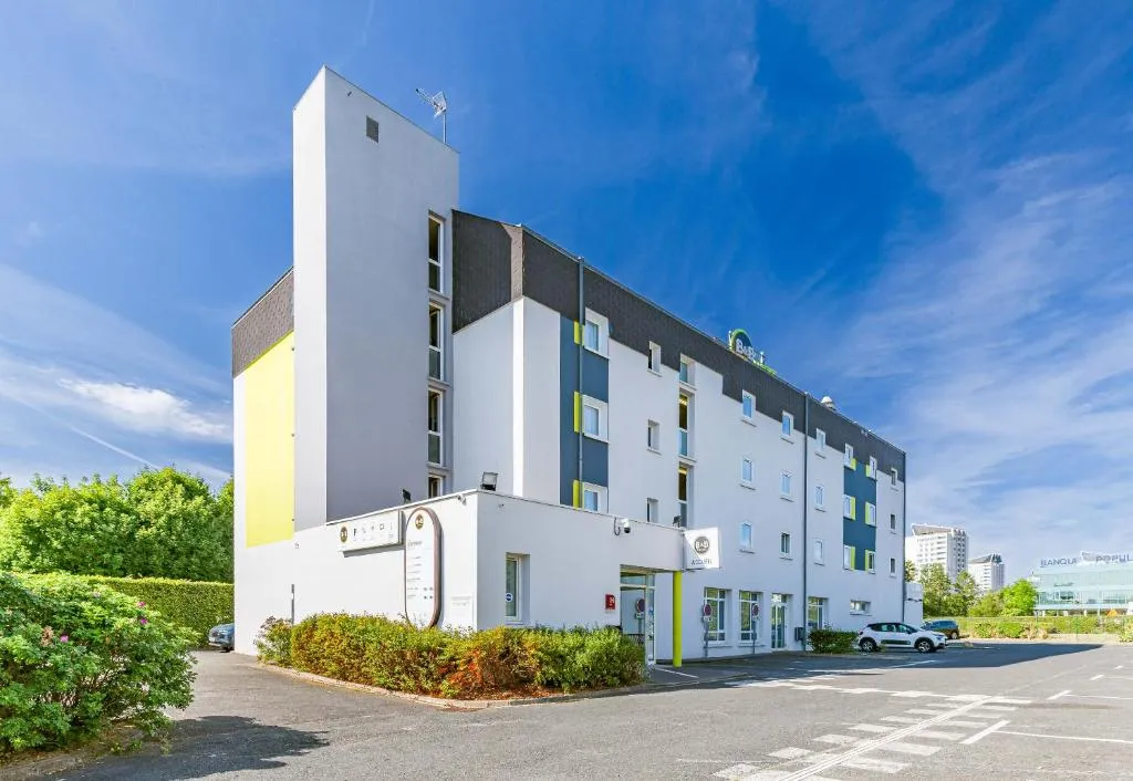 B&B HOTEL Tours Parc Expo St-Avertin，位于圣阿韦尔坦的酒店