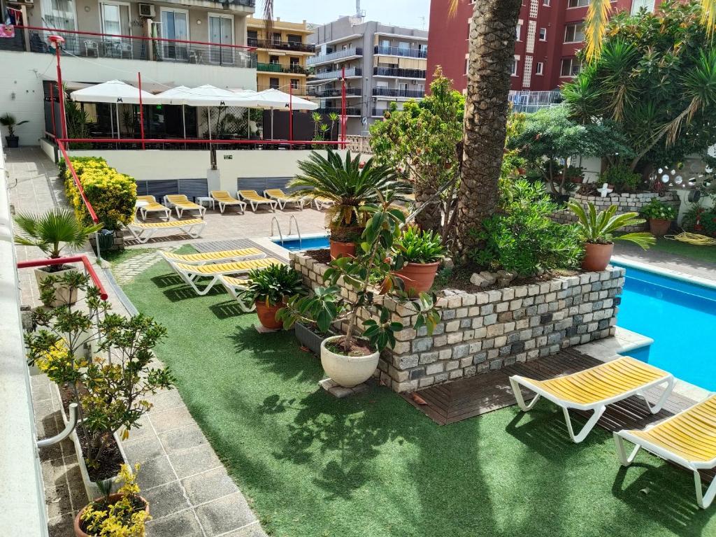 Apartaments Mar Blau Calella 전경