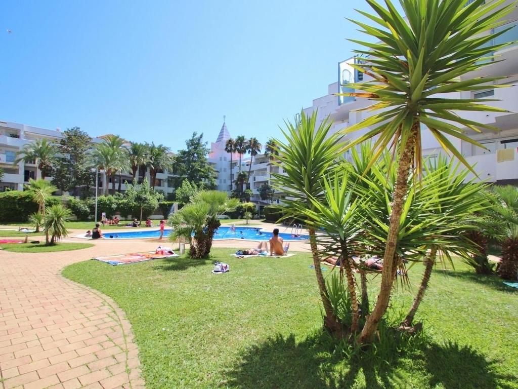 Moderno Bajo c/Terraza • Cerca Playa - ES-258-107 - 1
