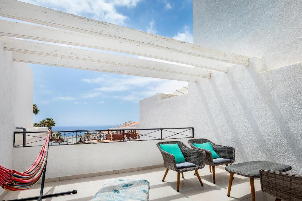 Sunny Paradise with Ocean View - 3