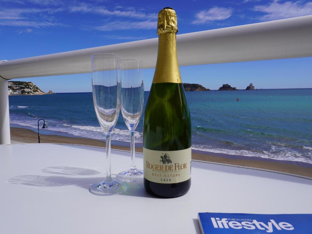Apartamento junto al mar en L'Estartit con piscina - ES-323-83 - 5
