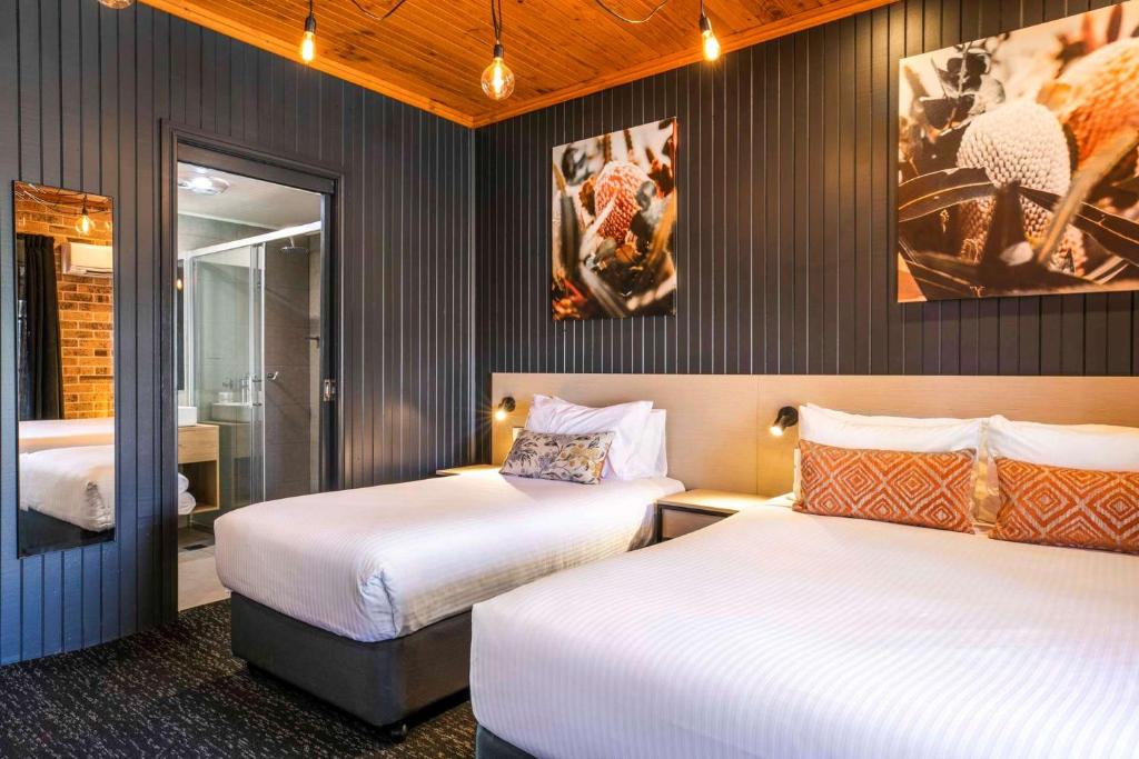 Nightcap at Macquarie Inn, Dubbo