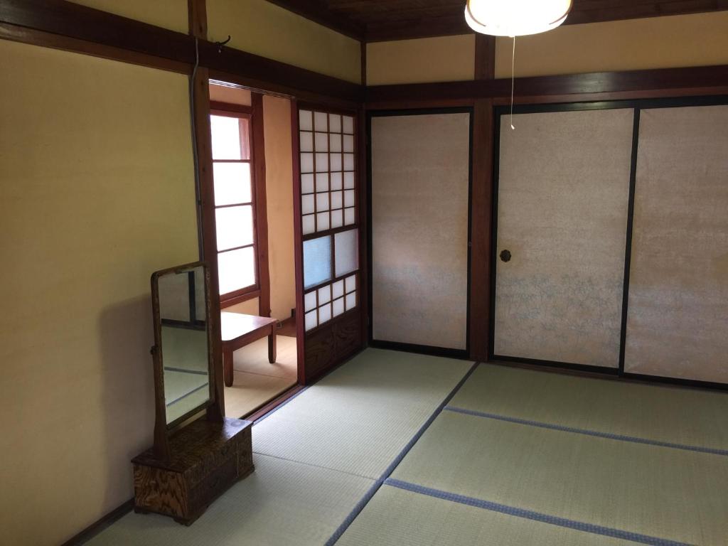 Koya Backpackers photo
