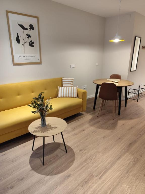 Bazan 51 6, Alicante