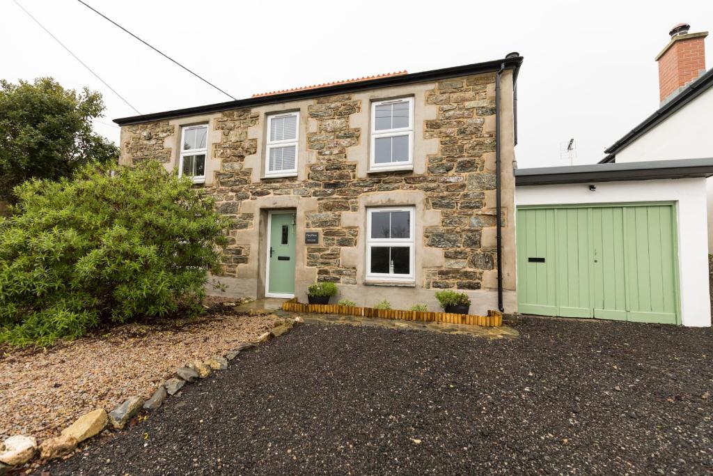 Parc Place, Gwithian