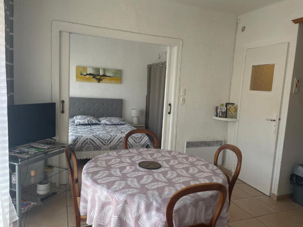Studio à Sanary-Sur-Mer avec balcon à 200m du port - 4
