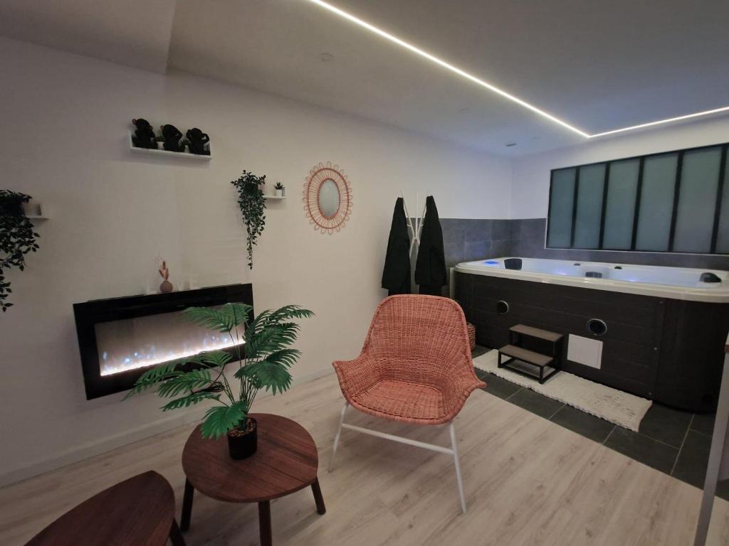 la chambre 8 - 5